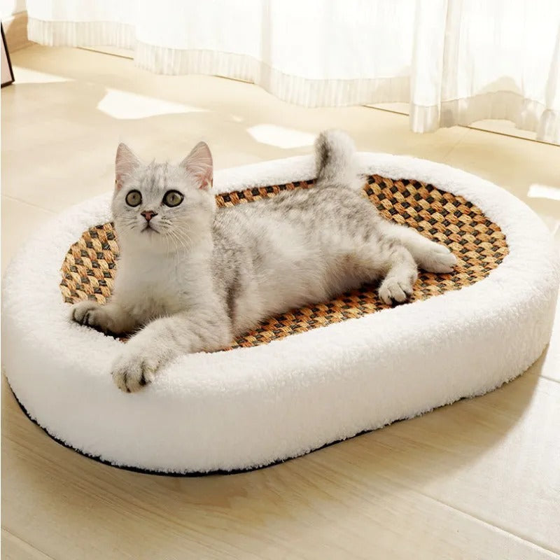 Luxueus kattenbed met geïntegreerde krabmat